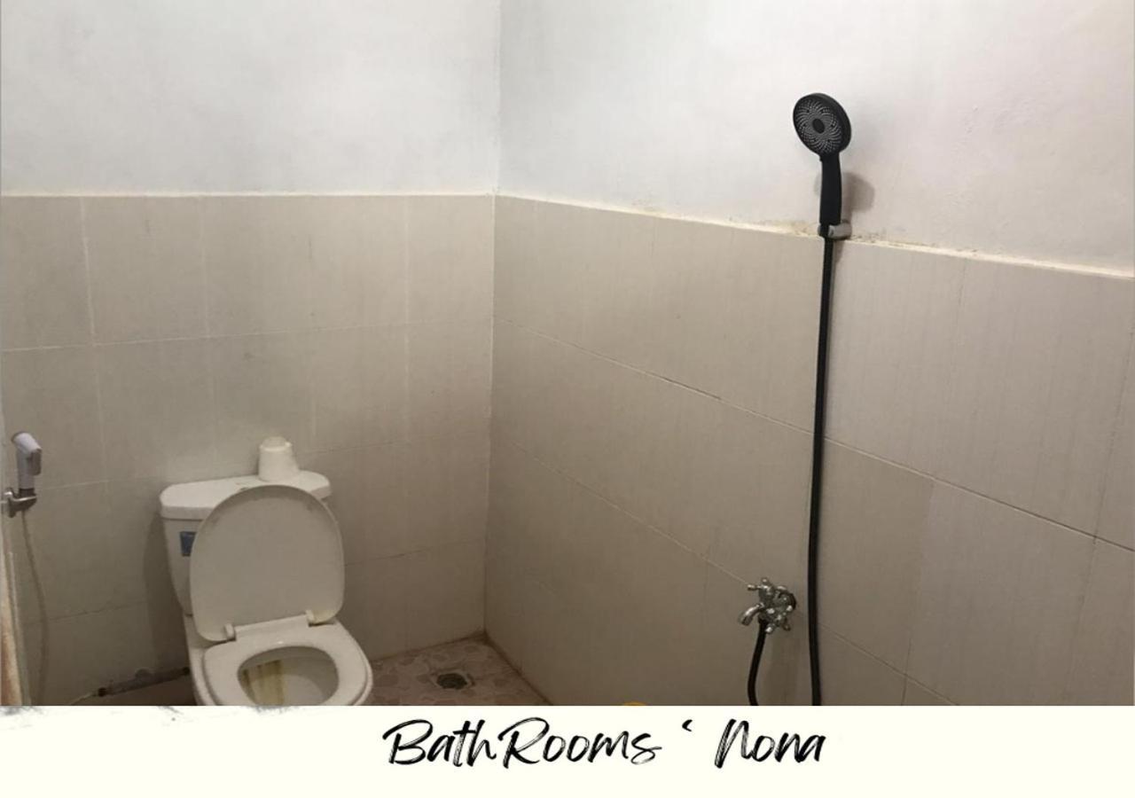 Heiner Homestay Bunaken Exteriör bild